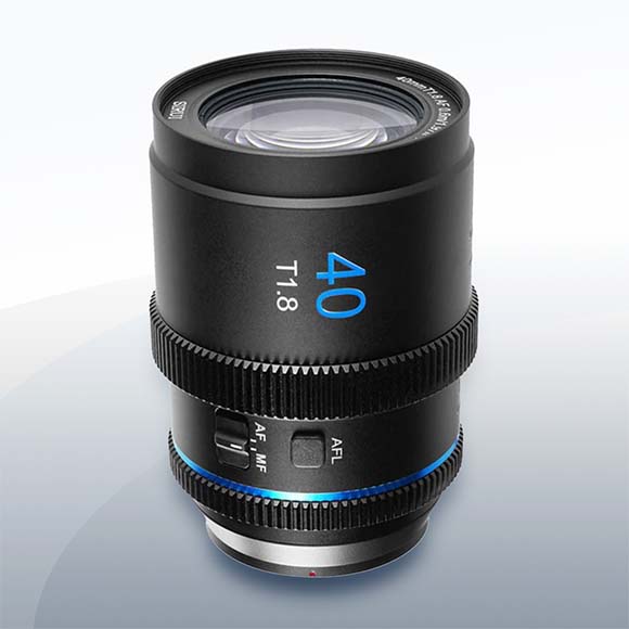 Sirui 40mm T1.8 1.33x Anamorphic blau Sony E Mount Objektiv Vermietung 2